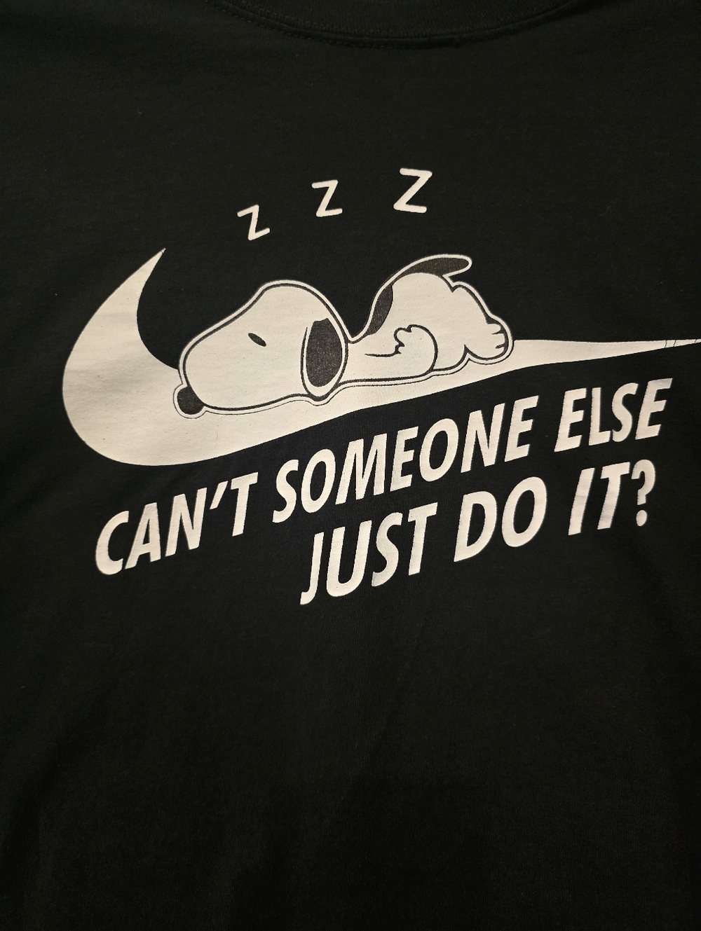 Gildan Black Crewneck Sweatshirt - Picture 2 of 4